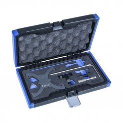 Werkzeuge – Qualität für Profis Erleben Sie Präzision mit dem sorgfältig gefertigten Condor Motoreinstell-Werkzeug-Satz. In einem modernen blau-schwarzen Koffer mit schützender Schaumstoffpolsterung enthält dieser Werkzeugsatz eine Vielzahl von Werkzeugen, die sich für jede Aufgabe eignen. Er ist perfekt für alle, die ihre Sammlung erweitern oder eine Bohrmaschine für Heimwerker hinzufügen möchten. Jetzt kaufen