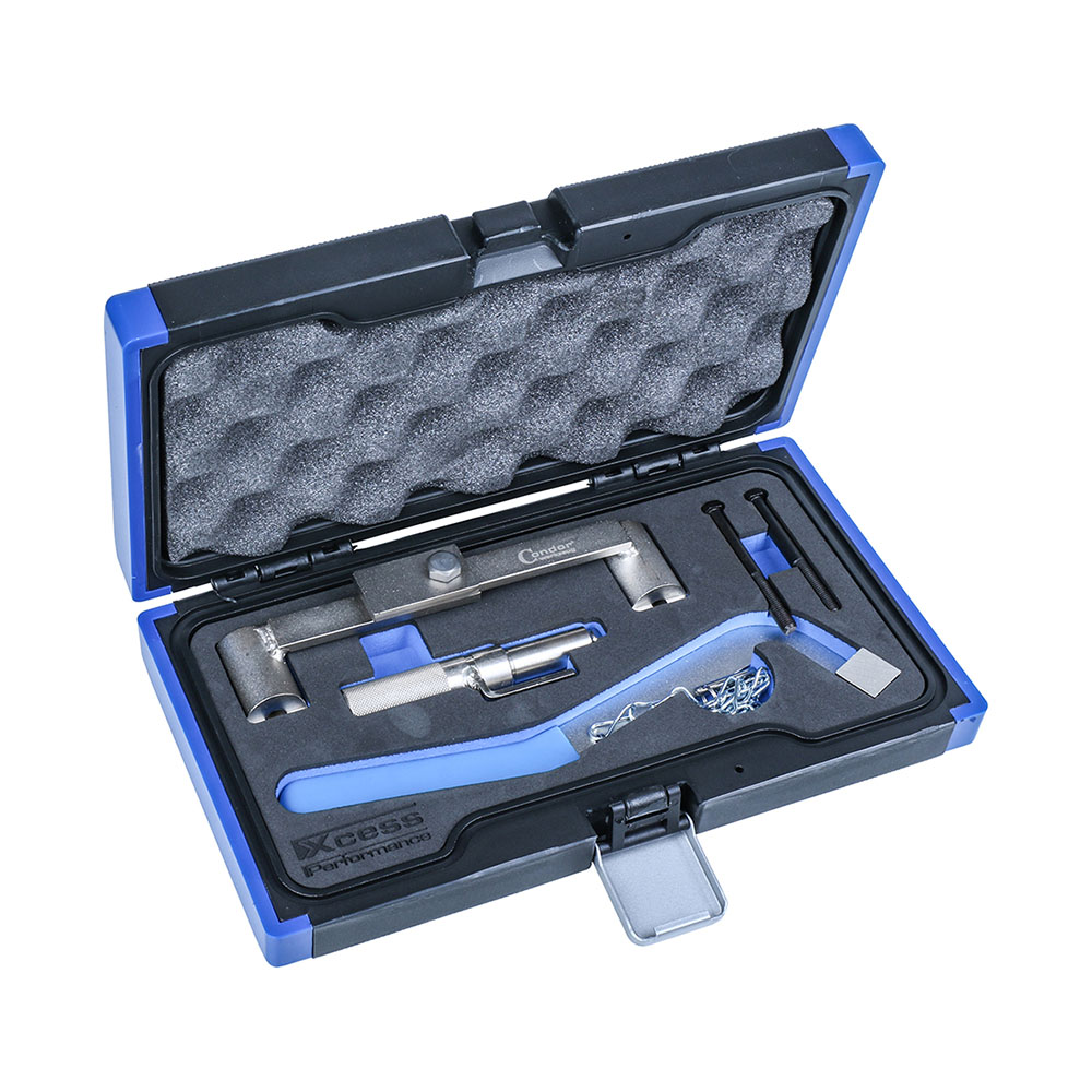 Werkzeuge – Qualität für Profis Ein stilvoller Condor Motoreinstell-Werkzeug-Satz in einem eleganten schwarz-blauen Koffer mit schützender Schaumstoffeinlage, perfekt für jeden Radsport-Enthusiasten. Er enthält verschiedene Metallwerkzeuge wie einen Kettentrenner und anderes Fahrradreparaturzubehör – ideal für alle, die ihre Sammlung erweitern möchten, ohne zusätzliches Werkzeug kaufen zu müssen. Jetzt kaufen