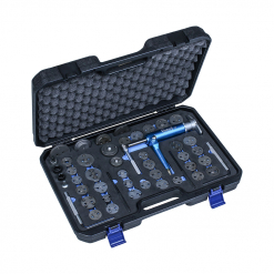 Werkzeuge – Qualität für Profis Ein Condor Druckluft-Bremskolben-Rücksetz-Werkzeugsatz, 48-tlg. wird in einem schwarzen Koffer geliefert und beinhaltet ein umfangreiches Scheibenbremssattel-Werkzeugset und ist mit seinen übersichtlich angeordneten Komponenten eine hervorragende Ergänzung für jedes Akkuschrauber-Set. Jetzt kaufen