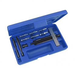 Werkzeuge – Qualität für Profis Ein blauer Kunststoffkoffer enthält einen Condor Kugellager-Innen-Abzieher-Satz, 13-tlg., ø 20 – 95 mm mit verschiedenen Metallwerkzeugen und -komponenten, ordentlich darin angeordnet, perfekt für alle, die Profi-Werkzeuge für Präzisionsarbeiten kaufen möchten. Jetzt kaufen