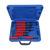 Werkzeuge – Qualität für Profis Ein blauer Kunststoffkoffer mit einem Satz Werkzeuge mit roten Griffen, sauber angeordnet in den dafür vorgesehenen Fächern, ist perfekt für alle, die den Condor Sprengringzangen-Satz, 10-tlg., umsteckbare Spitzen kaufen möchten. Jetzt kaufen