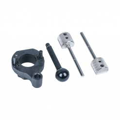 Werkzeuge – Qualität für Profis Der Condor Arretierwerkzeugsatz, der auf Präzision ausgelegt und ideal für jeden Elektrowerkzeuge-Fan ist, verfügt über einen runden Halter, zwei zylindrische Stangen, einen Knaufgriff und verschiedene Aufsätze. Dieses umfassende Set wird auf einem weißen Hintergrund angezeigt und ist daher perfekt für alle, die clever Werkzeuge kaufen möchten. Jetzt kaufen