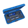 Werkzeuge – Qualität für Profis Das Condor Montagewerkzeug für Reifendruckkontrollsysteme ist ein umfangreiches blaues Werkzeugset, das einen Drehmomentschlüssel, verschiedene Steckschlüssel, einen T-Griff und Verlängerungsstangen enthält, die übersichtlich in einem geformten Koffer untergebracht sind. Dieses Set ist perfekt für Profis oder Enthusiasten, die ihre Sammlung mit zuverlässigen Werkzeugen erweitern möchten. Jetzt kaufen
