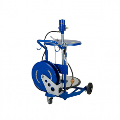 Werkzeuge – Qualität für Profis Entdecken Sie das Pressol Fettsystem-FB-WA (17 009), einen robusten industriellen Schlauchwagen, der für eine Last von 200 kg ausgelegt ist und Abmessungen von 540-590 mm aufweist. Dieses Modell verfügt über zwei Räder und einen ergonomischen Griff und ist damit die ideale Wahl für die Aufrechterhaltung eines organisierten Arbeitsplatzes. Für mehr Effizienz und Spaß bei Ihren Projekten können Sie ihn mit einem Akkuschrauber-Set kombinieren. Jetzt kaufen