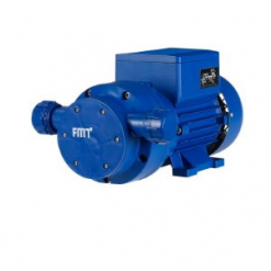 Werkzeuge – Qualität für Profis Blaue Pressol Urea-Elektromembranpumpe mit zylindrischem Gehäuse und seitlicher Beschriftung FMT, mit Motor und Anschlussrohren. Ideal für alle, die Profi-Werkzeuge kaufen möchten, ergänzt sie jedes professionelle Werkzeugset perfekt. Jetzt kaufen