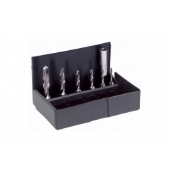 Werkzeuge – Qualität für Profis Die VÖLKEL Kombi-Bits-Box, HSS-G, M 3-10 ist ein unverzichtbares Set für jeden professionellen Werkzeugliebhaber. Sie enthält sechs Bohrer in einem eleganten schwarzen Kunststoffhalter und ist perfekt für alle, die ihren Werkzeugkasten mit Qualitätswerkzeugen erweitern möchten. Jetzt kaufen