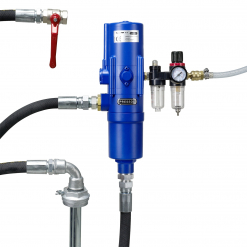 Werkzeuge – Qualität für Profis Das Pressol Pneumatik-Pumpe 1:1-NEF-Set, SRL 860-Wandmontage ist ein blaues industrielles Hydraulikpumpensystem mit angeschlossenen Schläuchen, einem roten Ventilhebel und angebrachten Druckmessgeräten – eine ideale Ergänzung für Ihre Sammlung professioneller Werkzeuge. Jetzt kaufen