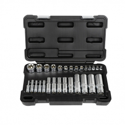 Werkzeuge – Qualität für Profis Der JBM Torx Steckschlüssel-Satz 1/4″ 3/8″ und 1/2″ wird in einem schwarzen Kunststoffkoffer geliefert, in dem verschiedene metrische Steckschlüssel und Bits übersichtlich in zwei Reihen angeordnet sind, hier mit geöffnetem Deckel. Jetzt kaufen