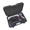 Werkzeuge – Qualität für Profis Ein schwarzer Hartschalenkoffer mit Schaumstoffeinlage fasst den Condor Motoreinstell-Werkzeug-Satz, BMW / Mini / Toyota - verschiedene Metallwerkzeuge zur Zeitmessung wie Schraubenschlüssel, Halterungen und Bolzen, die übersichtlich in speziellen Aussparungen angeordnet sind. Jetzt kaufen