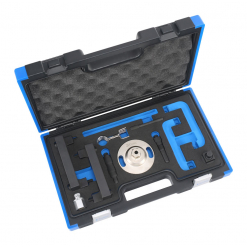 Werkzeuge – Qualität für Profis Ein blau-schwarzer Kunststoffkoffer, in dem der Condor Motoreinstell-Werkzeug-Satz, VAG FSI / RS-Präzisionswerkzeuge aus Metall und Kunststoff übersichtlich in Schaumstoffausschnitten angeordnet sind. Jetzt kaufen