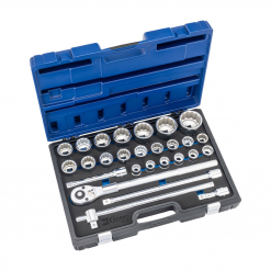 Werkzeuge – Qualität für Profis Der Condor-Steckschlüsselsatz, 27-teilig, 3/4", 12-kant, 19–60 mm, wird in einem robusten blau-schwarzen Kunststoffkoffer geliefert, in dem Steckschlüsseleinsätze, Ratschen und Verlängerungen übersichtlich angeordnet sind. Jetzt kaufen